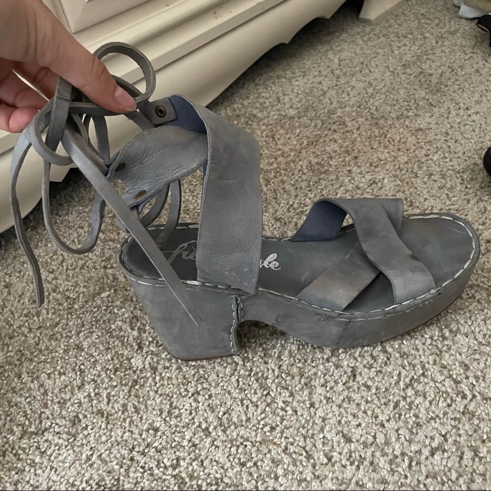 Free People Heeled Lace Up Blue Leather Sandal Heels sz 4 - Picture 3 of 8